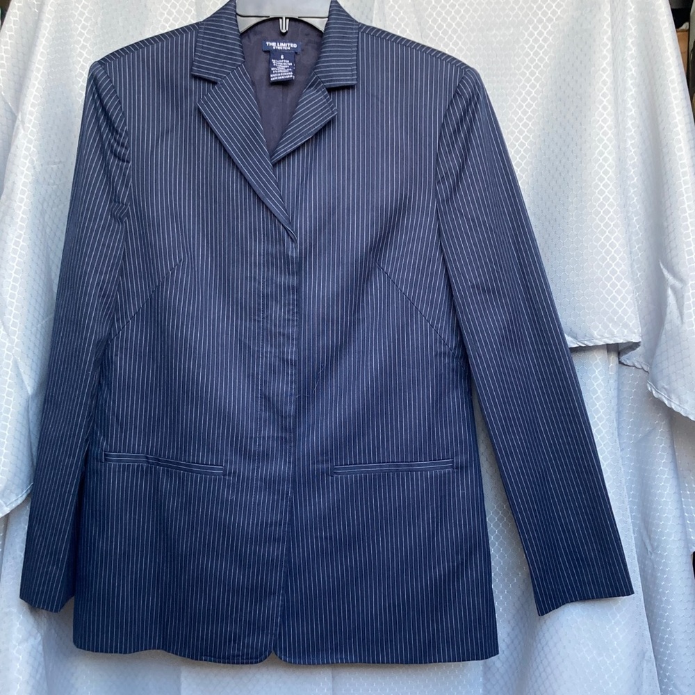 Vintage 90s The limited navy blue pin stripe blazer hidden shoulder pad
